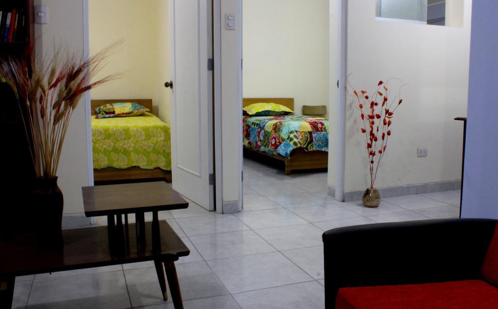Taytaypa Rooms & Apartments Lima Airport Værelse billede